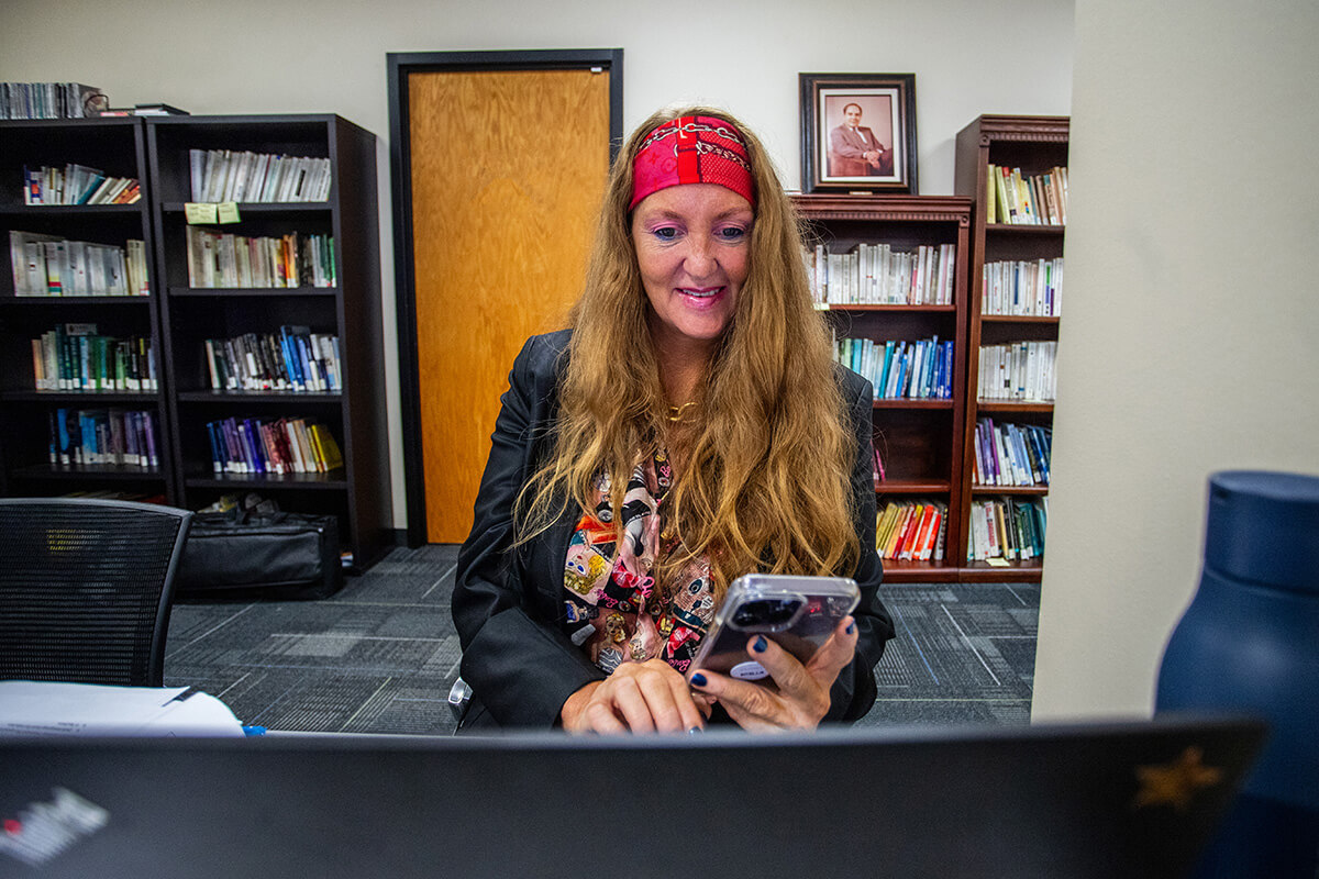 A woman looking for a local CHC